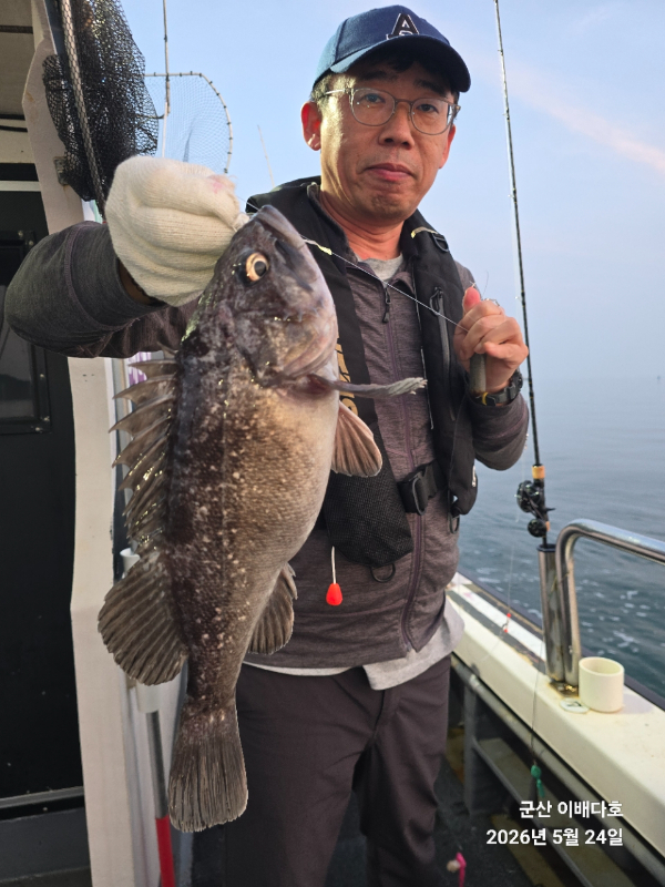 새만금낚시클럽_사진_20260525_20.jpg