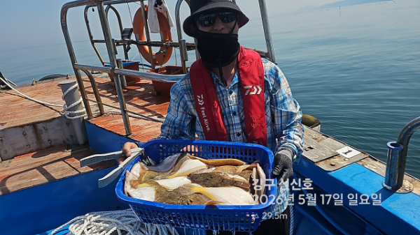 신신낚시 강구점 신신호_사진_20260517_13.jpg