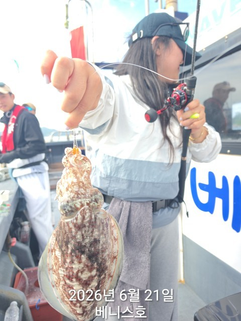KakaoTalk_20260621_145721548_05.jpg