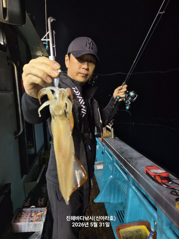 바다꾼낚시(신아라호)_사진_20260601_22.jpg