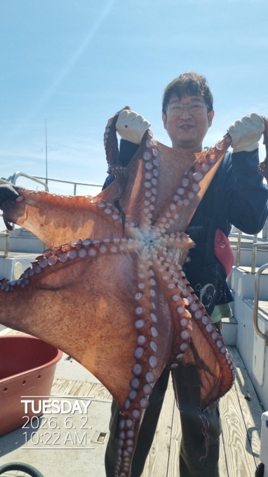 [크기변환]공현진낚시마트(돌핀호)_사진_20260602_5.jpg