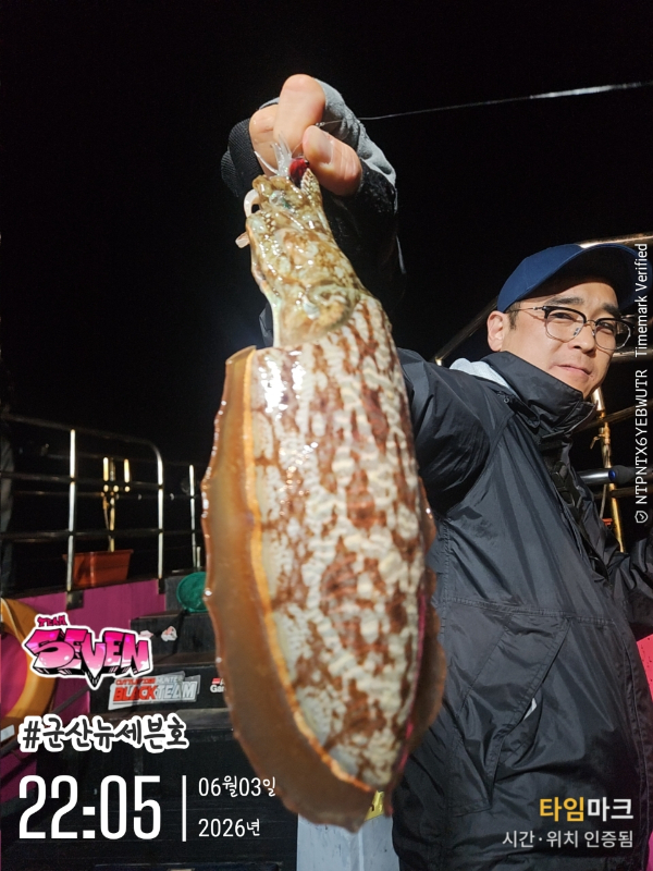 BandPhoto_2026_06_04_03_38_55_2.jpg