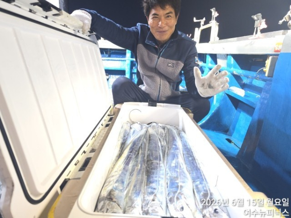 6월15일갈치한치 (3).jpg