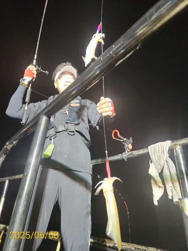 BandPhoto_2026_06_17_08_01_20_13.jpg