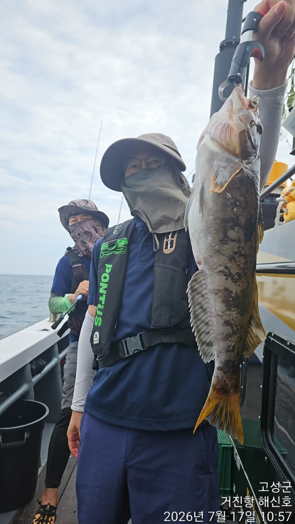 1000098105.jpg