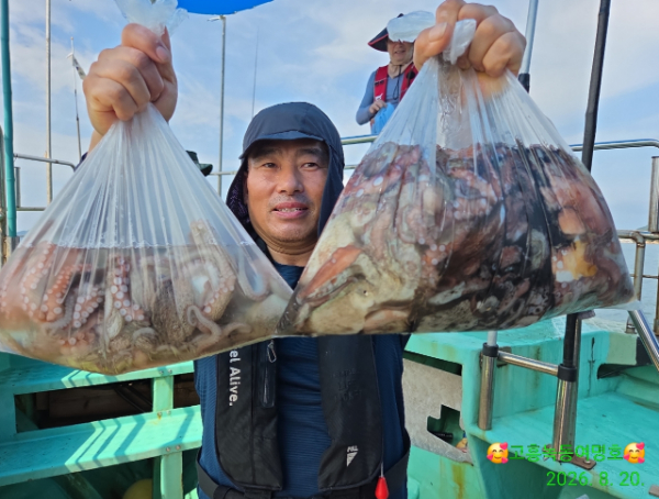 쎄븐피싱클럽(선상 버스출조전문)_사진_20260821_7.jpg
