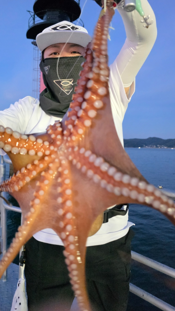 여수금강피싱_사진_20260801_5.jpg
