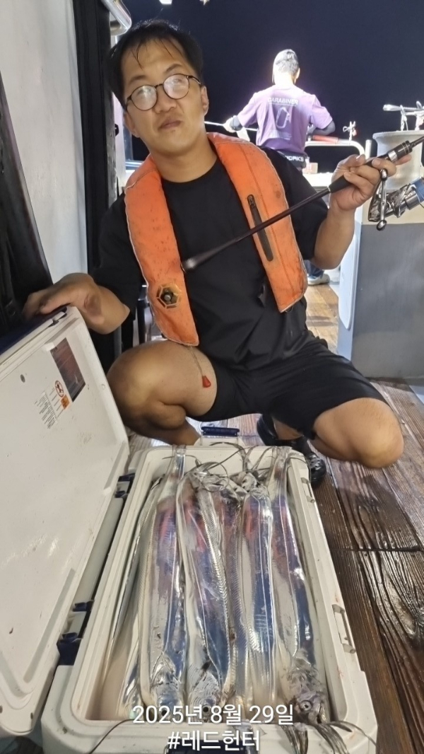 25596.jpg