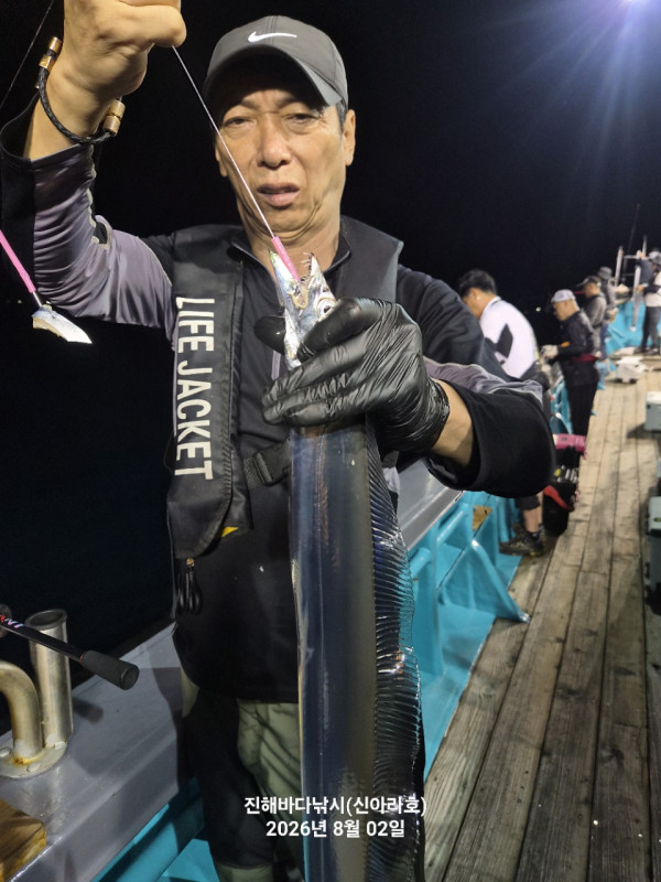 신아라호 한치 칼치 오징어_사진_20260803_19.jpg