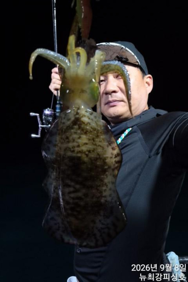 0-7.jpg