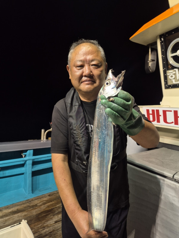 신아라호 한치 칼치 오징어_사진_20260925_19.jpg