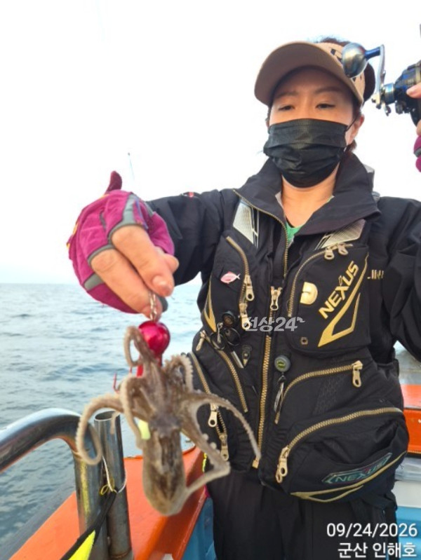 43 (2)_b.jpg