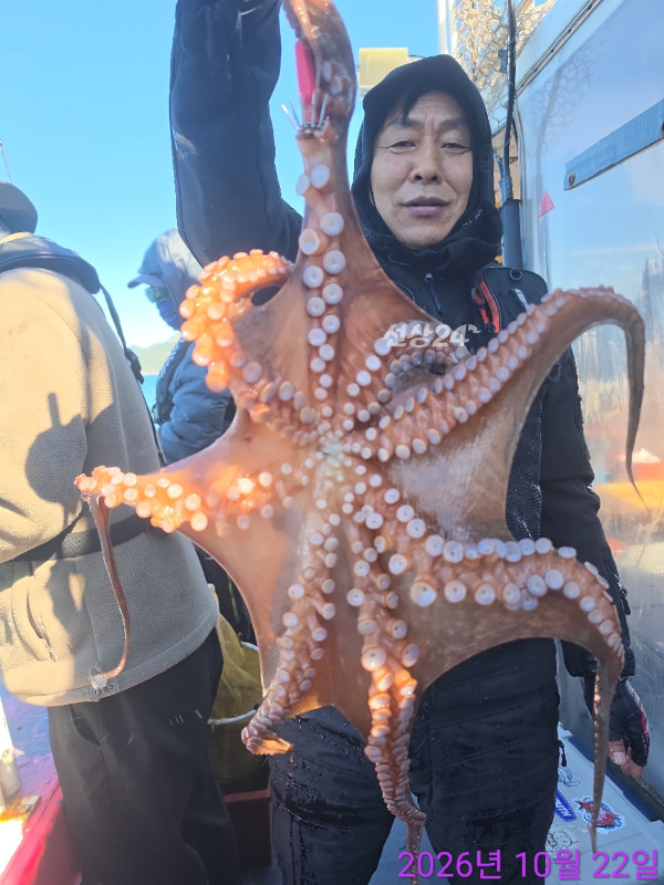 쎄븐피싱클럽(선상 버스출조전문)_사진_20261022_3.jpg