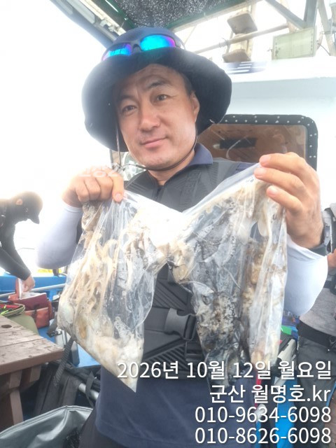 19025.jpg