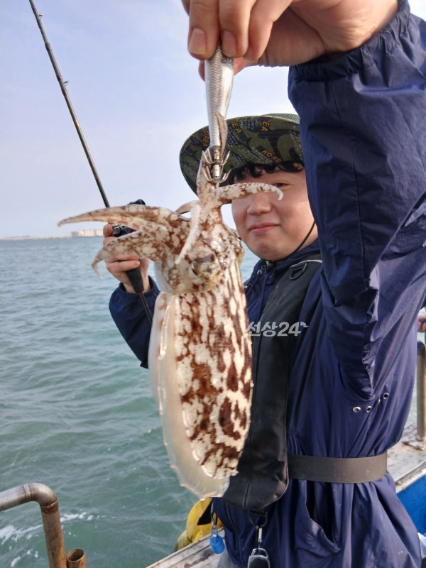 KakaoTalk_20261015_174239000_10.jpg