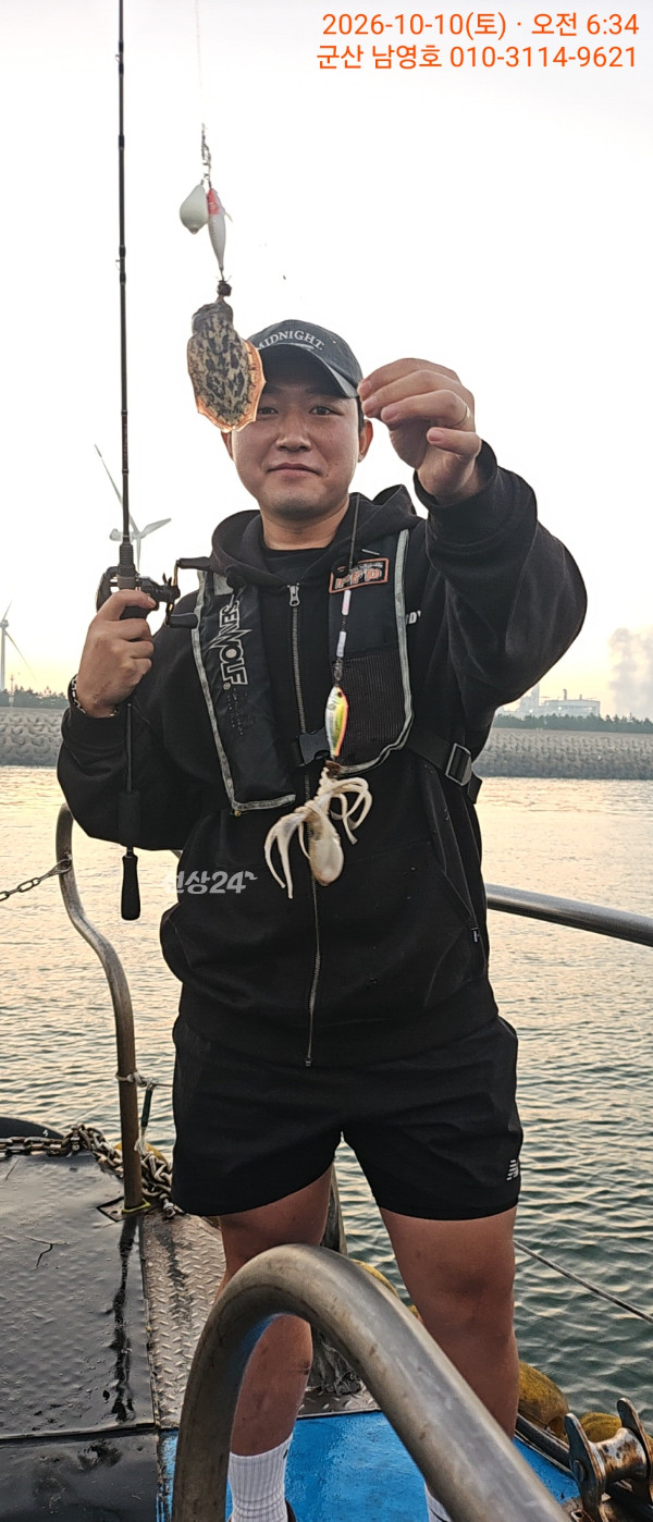 13704.jpg