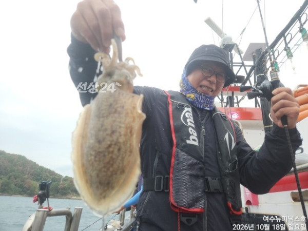 KakaoTalk_261023_075945_01.jpg