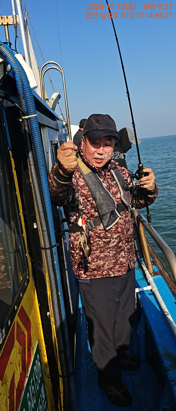 13707.jpg