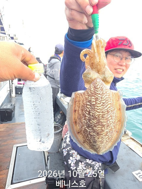 KakaoTalk_20261025_161949424_05.jpg