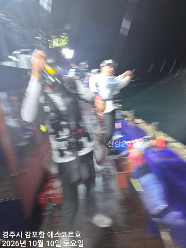 21037.jpg
