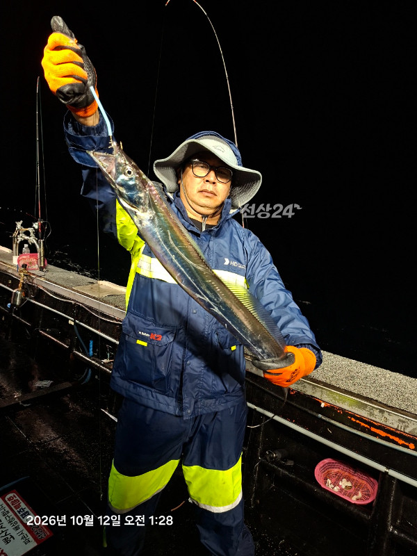 KakaoTalk_20261012_052732795_08.jpg