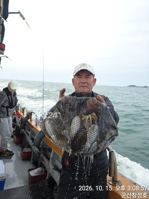 KakaoTalk_20261015_152137656_03.jpg