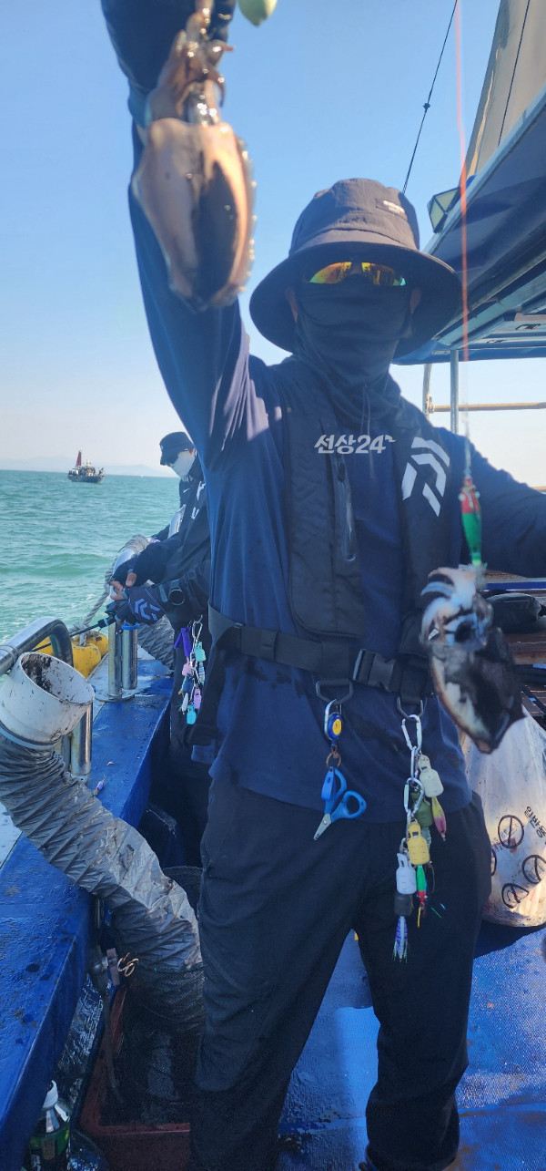 KakaoTalk_20261010_152045674_04.jpg
