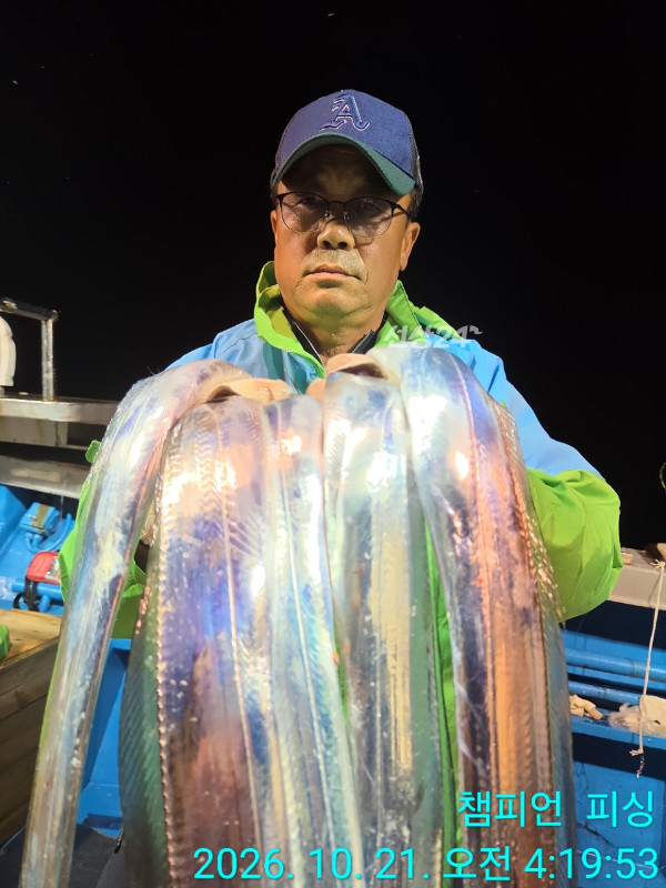 BandPhoto_2026_10_21_09_13_58_31.jpg